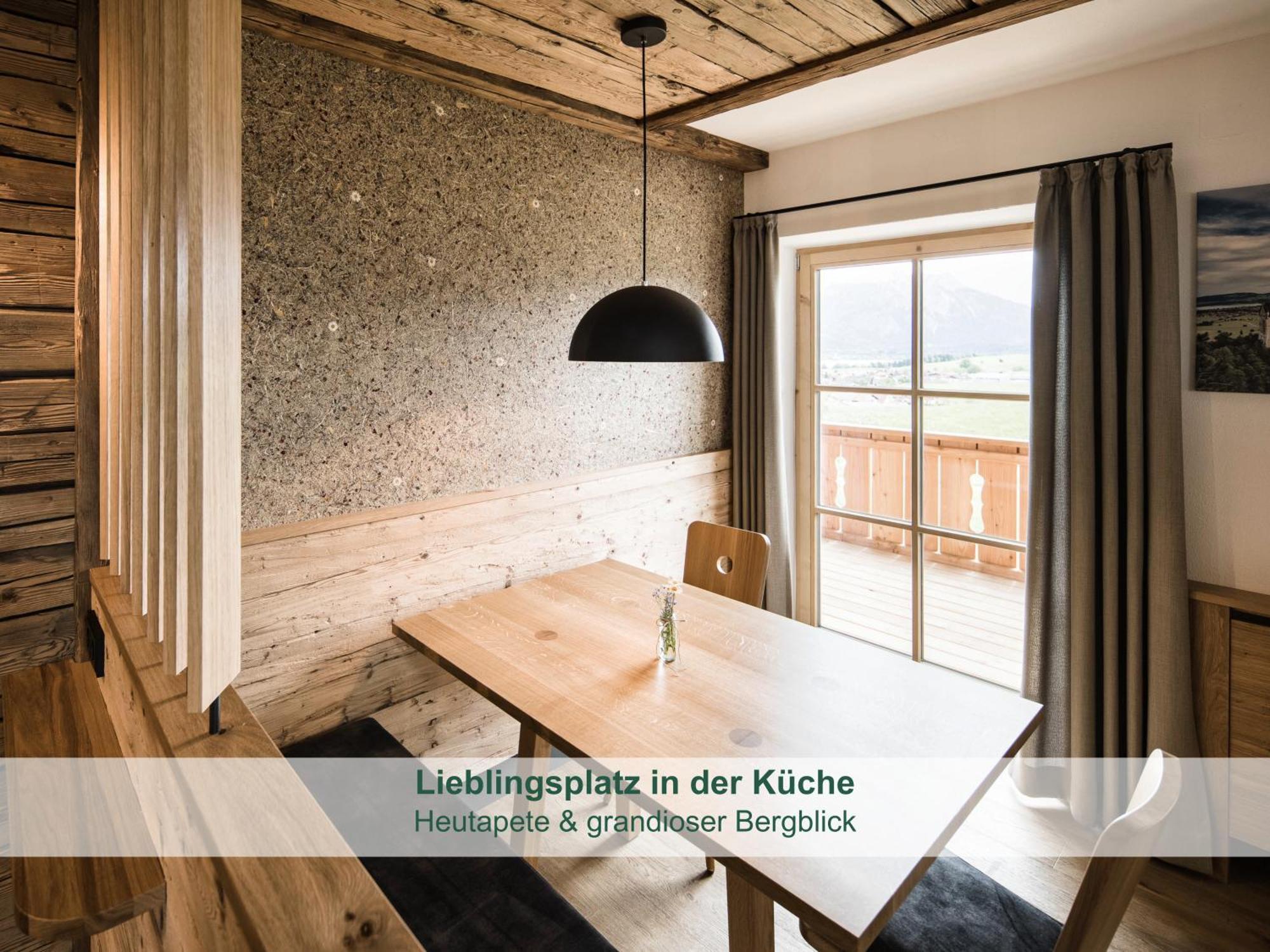 Chalet - Ferienwohnungen - Biohof Stoeger - Panoramasuedbalkon - Grandiose Aussicht Auf See, Berge Und Schloss Neuschwanstein ريدن المظهر الخارجي الصورة
