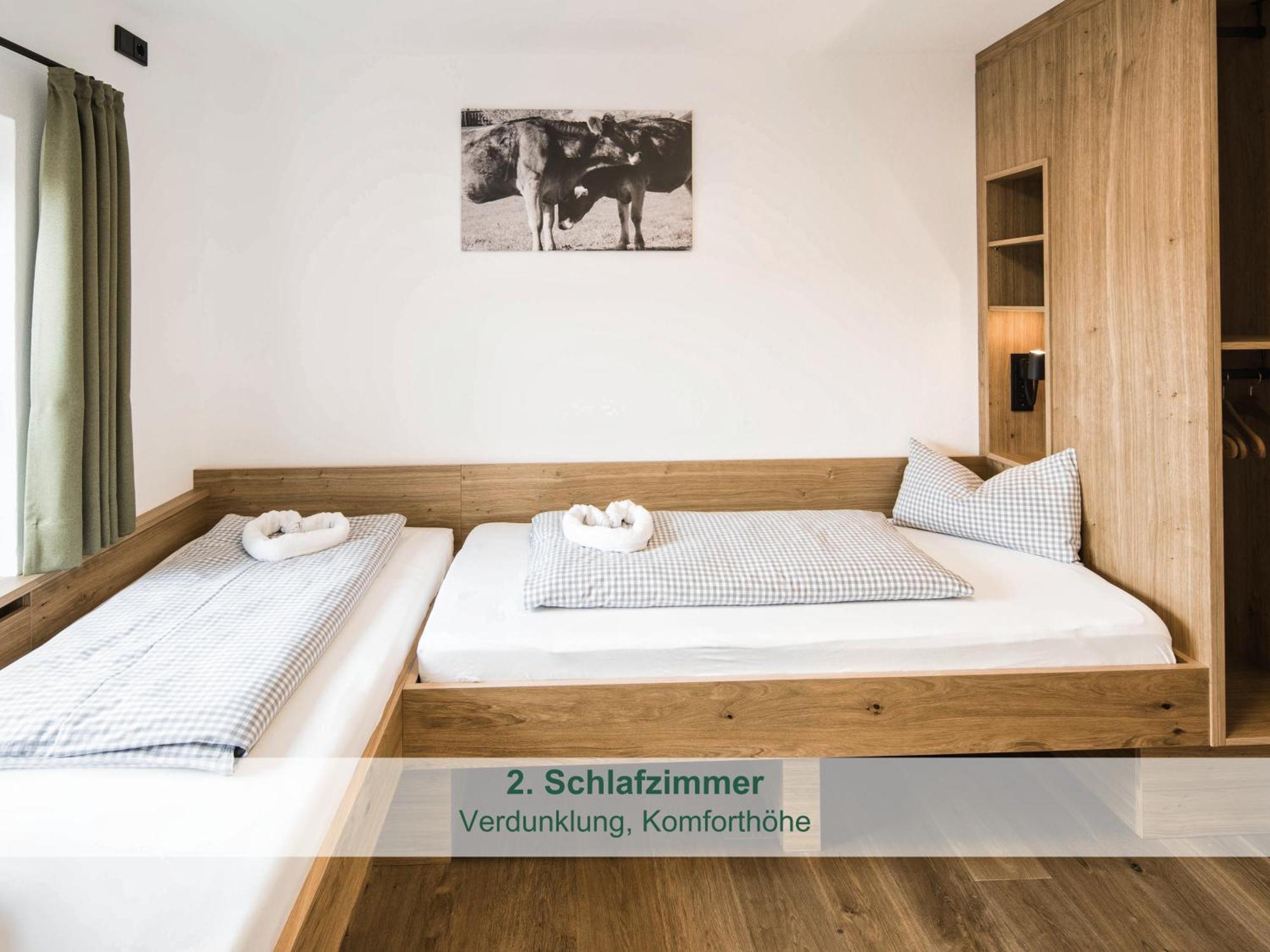 Chalet - Ferienwohnungen - Biohof Stoeger - Panoramasuedbalkon - Grandiose Aussicht Auf See, Berge Und Schloss Neuschwanstein ريدن المظهر الخارجي الصورة